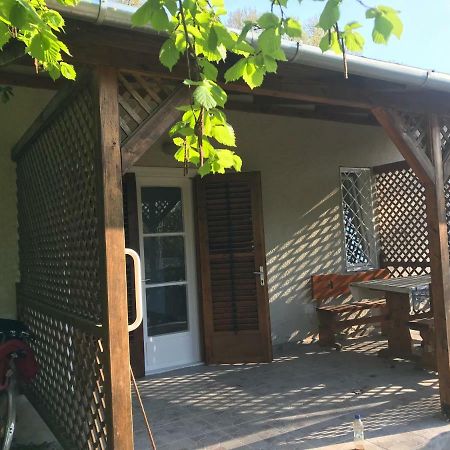 Balatonszemes Small House Ngoại thất bức ảnh